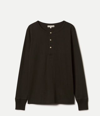 Merz b. Schwanen Forest 2M06 Mid-Century Long Sleeve Henley, front.