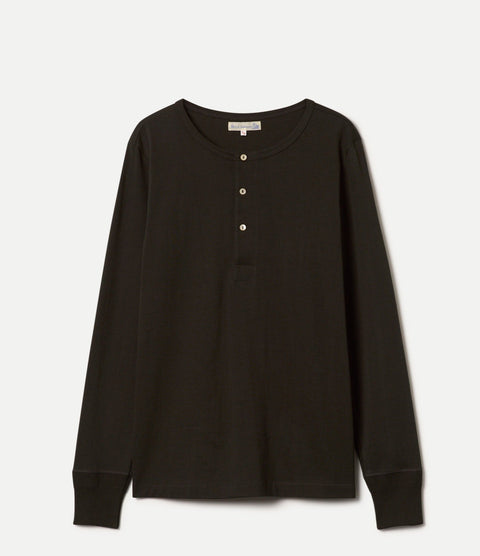 Merz b. Schwanen Forest 2M06 Mid-Century Long Sleeve Henley, front.