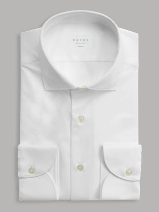 White Xacus 11460 Active Stretch Dress Shirt front view on model