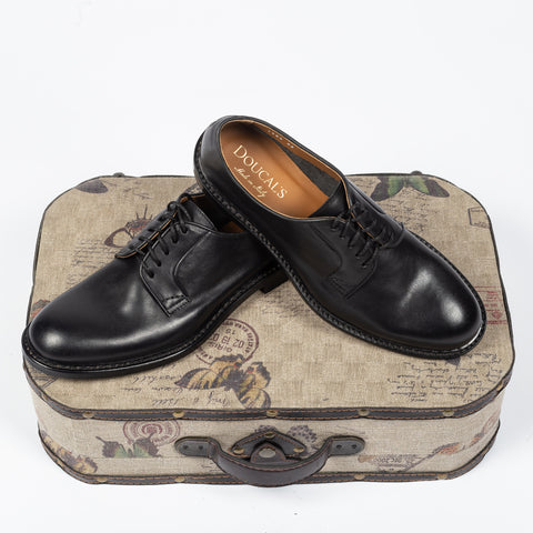 Doucal’s Black Unlined Leather Derby 8