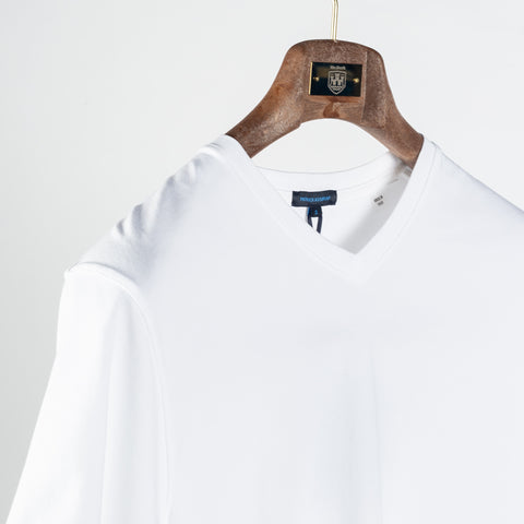 White PYA Iconic V-neck T-Shirt - Cotton, Silk, Pima Cotton, Slim Fit, Woven, Made In Peru - Detail View