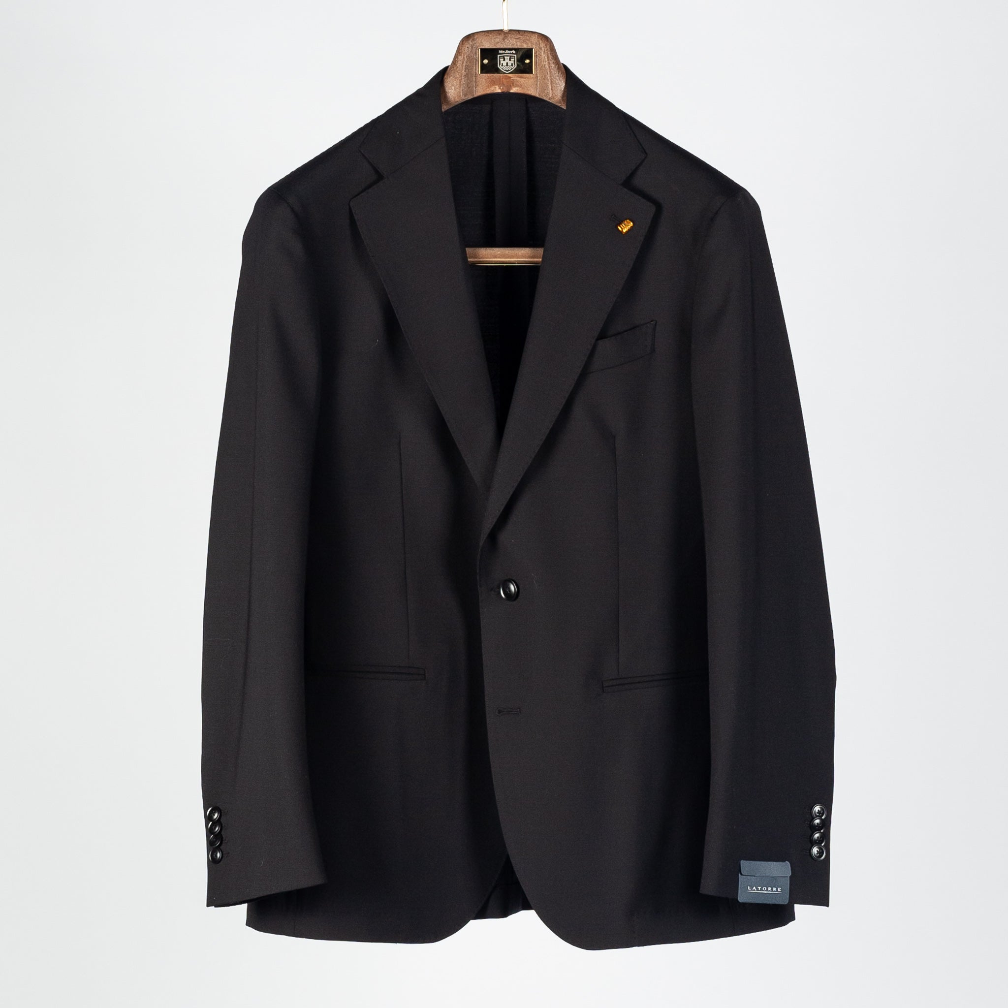 未使用級　極美品　SARTORIA LATORRE　イタリア製　XL　スーツ Sartoria Latorre Canada | Italian Suits & Tailoring at Mr. Derk