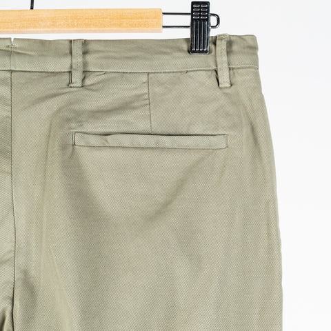 Bugatchi Khaki Parker Chino Pants, styled detail