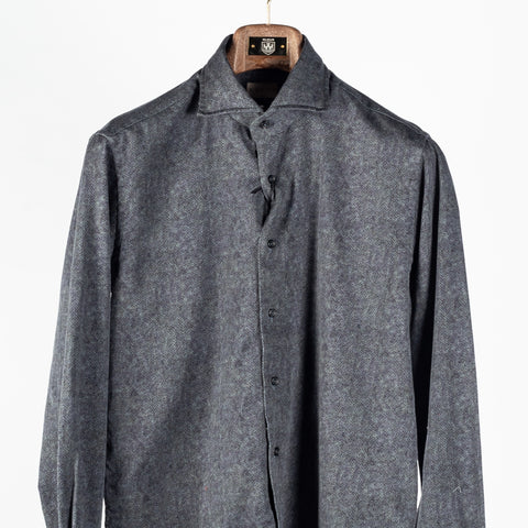 Xacus Charcoal 31522 Dress Shirt, three-quarter front view
