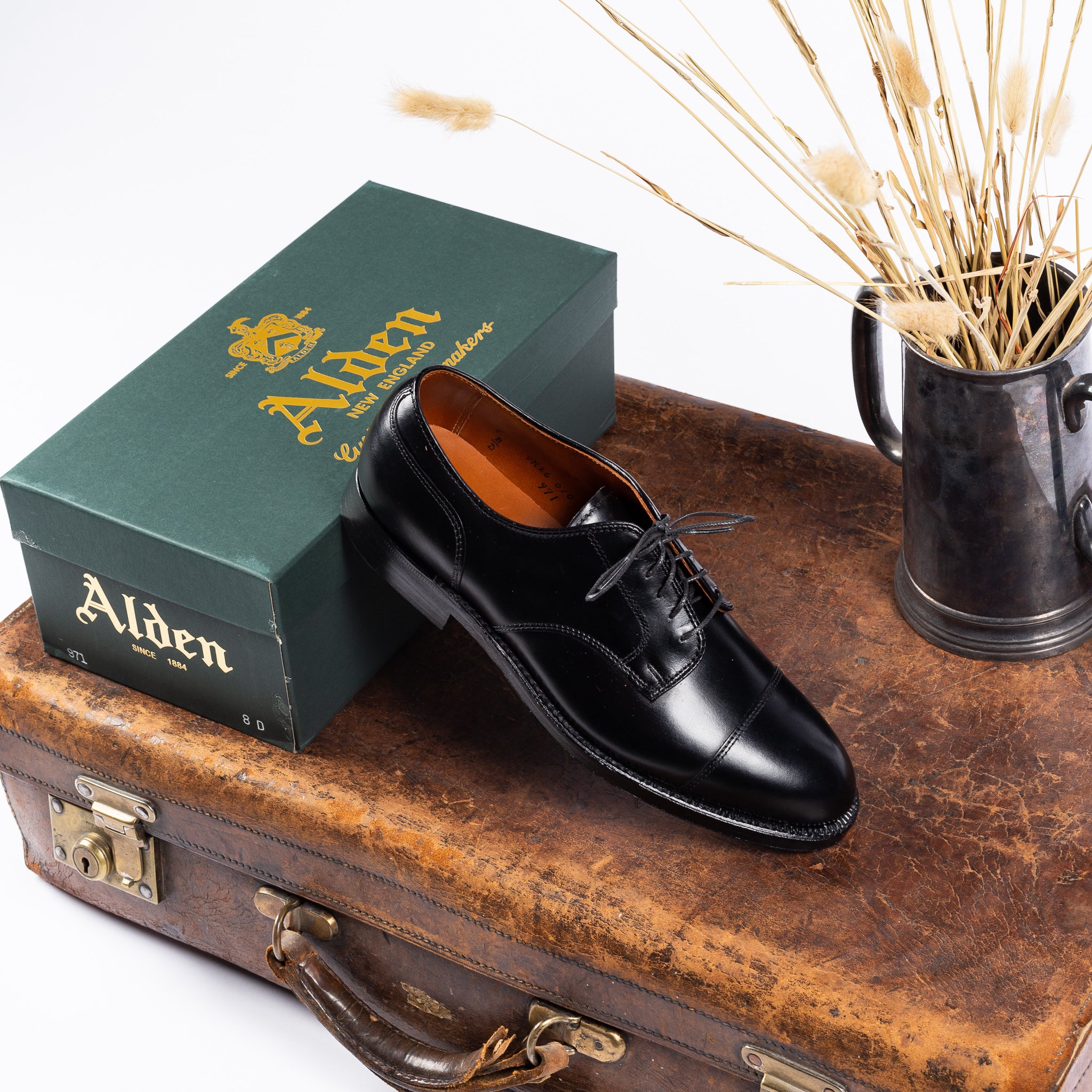 靴 ALDEN J00 Black Straight Tip Blucher Alden Men's 558 - Straight Tip Blucher Oxford - Black Calfskin
