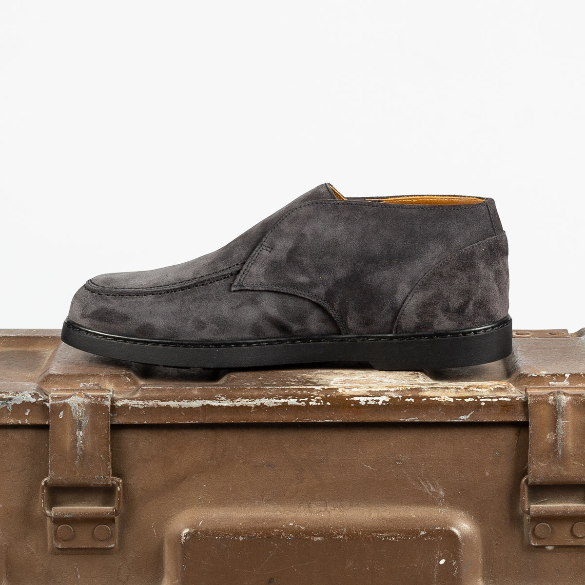 Charcoal Suede Chukka Slip On Ankle Boot – Mr.Derk