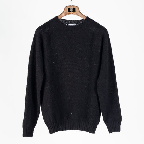 Harley of Scotland Black Pure New Wool Shaggy Crew Neck Sweater — Scotland