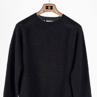 Harley of Scotland Black Shaggy Crew Neck Sweater (collar detail)