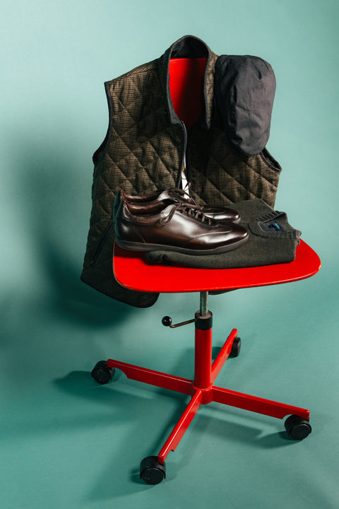 Loake dark brown Mayfair Trainer — toe detail
