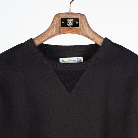 Merz b. Schwanen Deep Black Original Heavy Loopwheeled Sweatshirt - Germany (on model)
