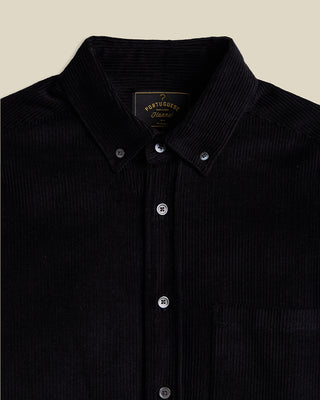 Portuguese Flannel Lobo in Black (front view)