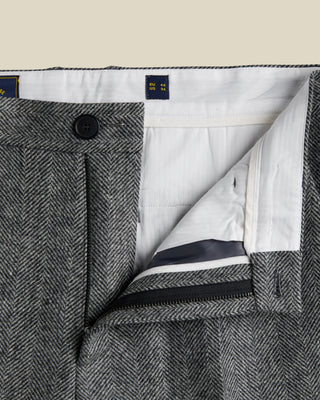 Portuguese Flannel Single Pleat Herringbone Trousers in Grey (side profile)