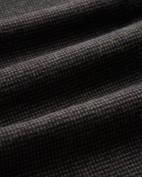 Portuguese Flannel Sounds in Brown (fabric detail)