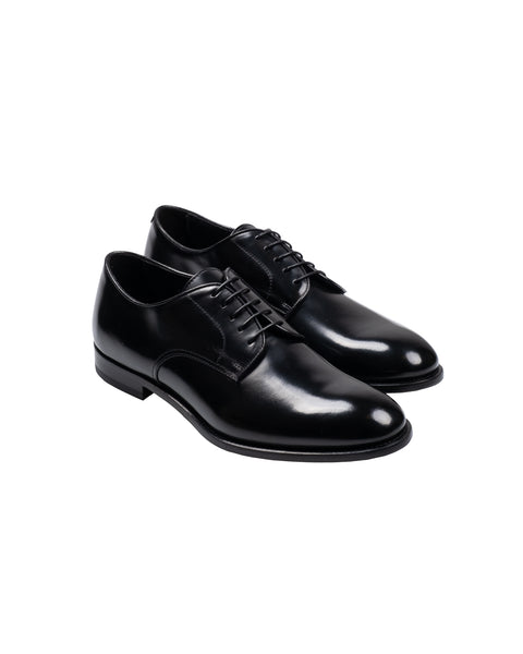 Doucal’s Black Leather Lace-up 1