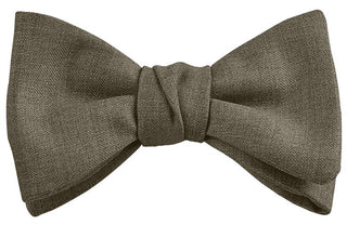 Dion Pre-Tied Wool Bow Tie 10